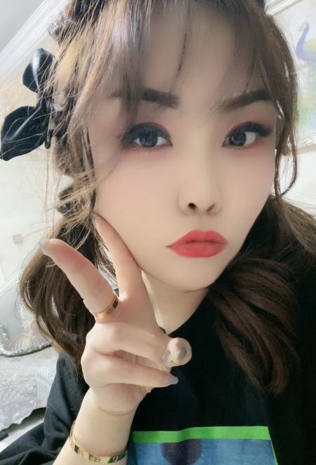 冰火很有亮点骚妹