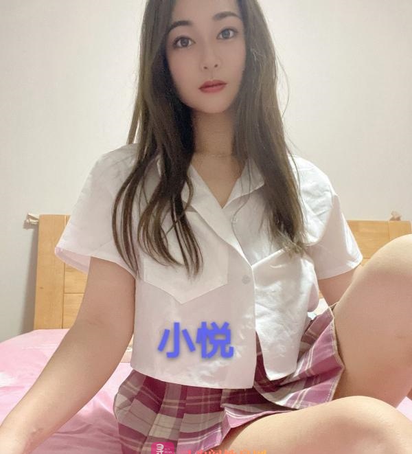 吴中小巧大奶妹