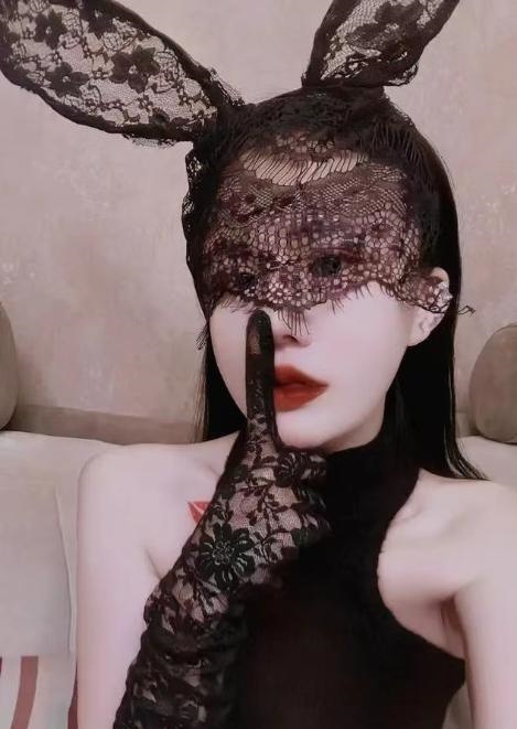 洪山区妖娆性感小姐姐