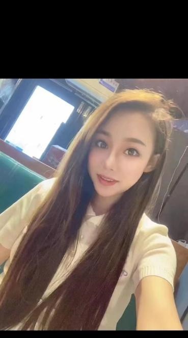大胸梦儿