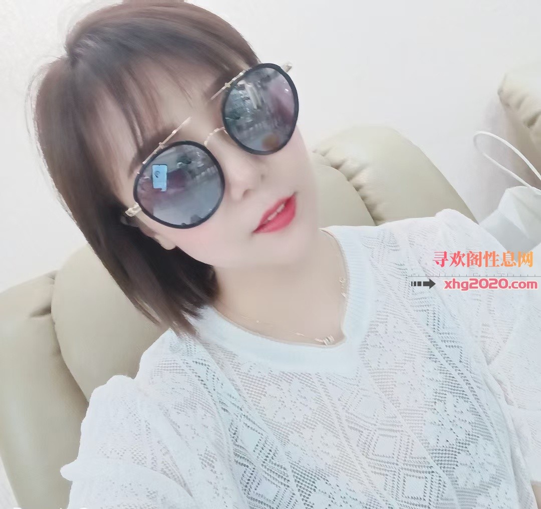 短发骚女服务多