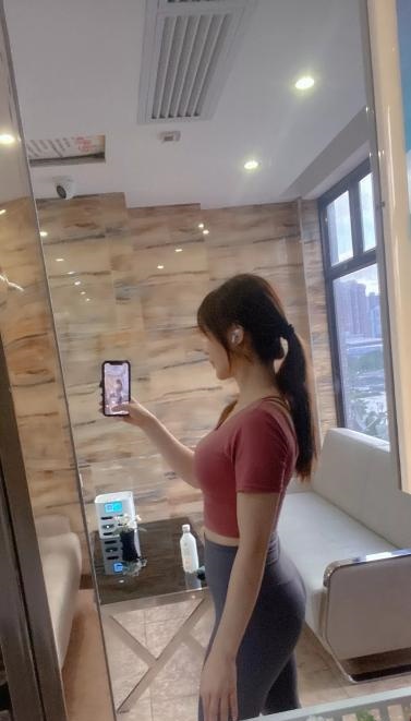 刚下海的小妹
