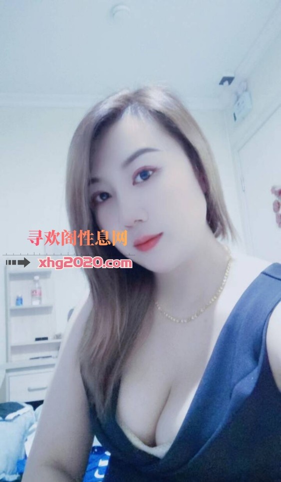 三米服务型小少妇