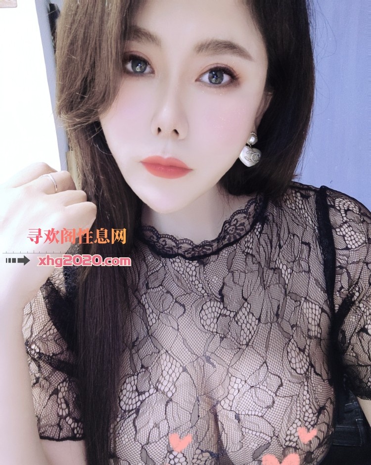 舌吻女神妞妞