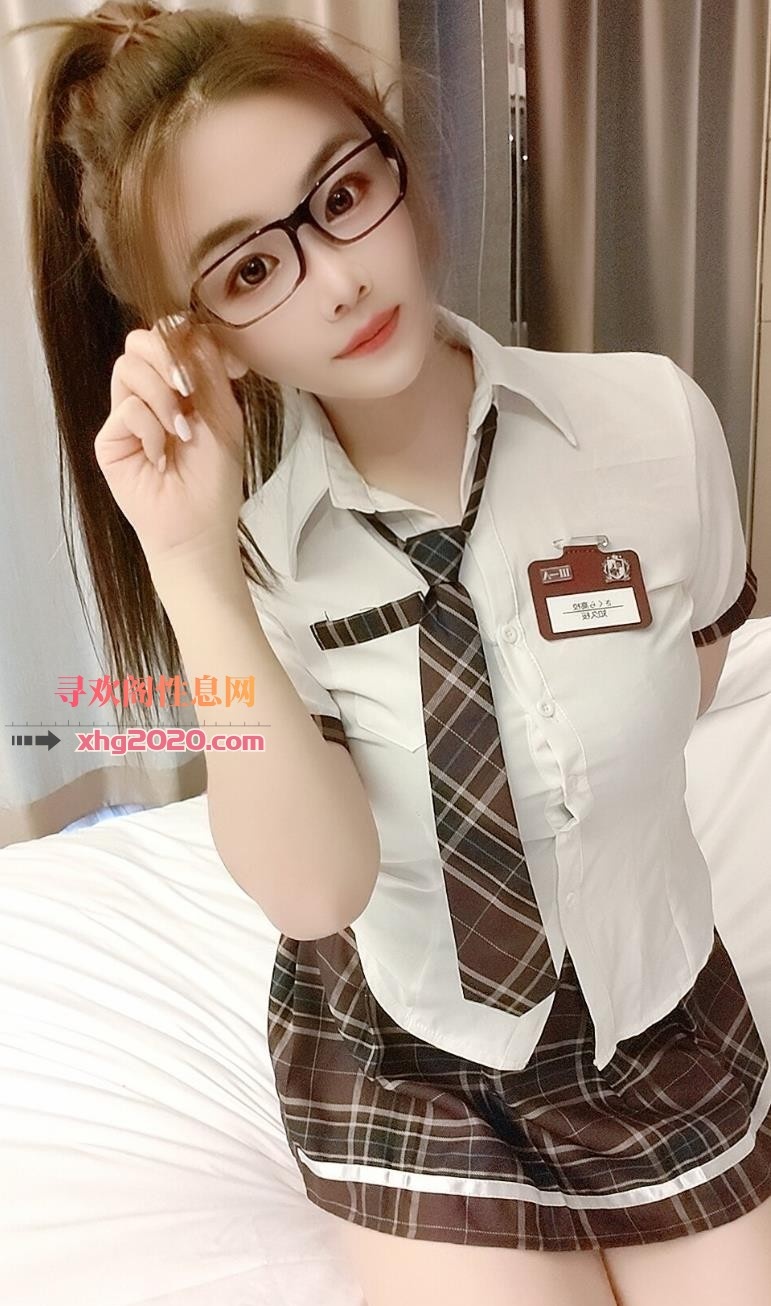 海珠JK短裙洋洋