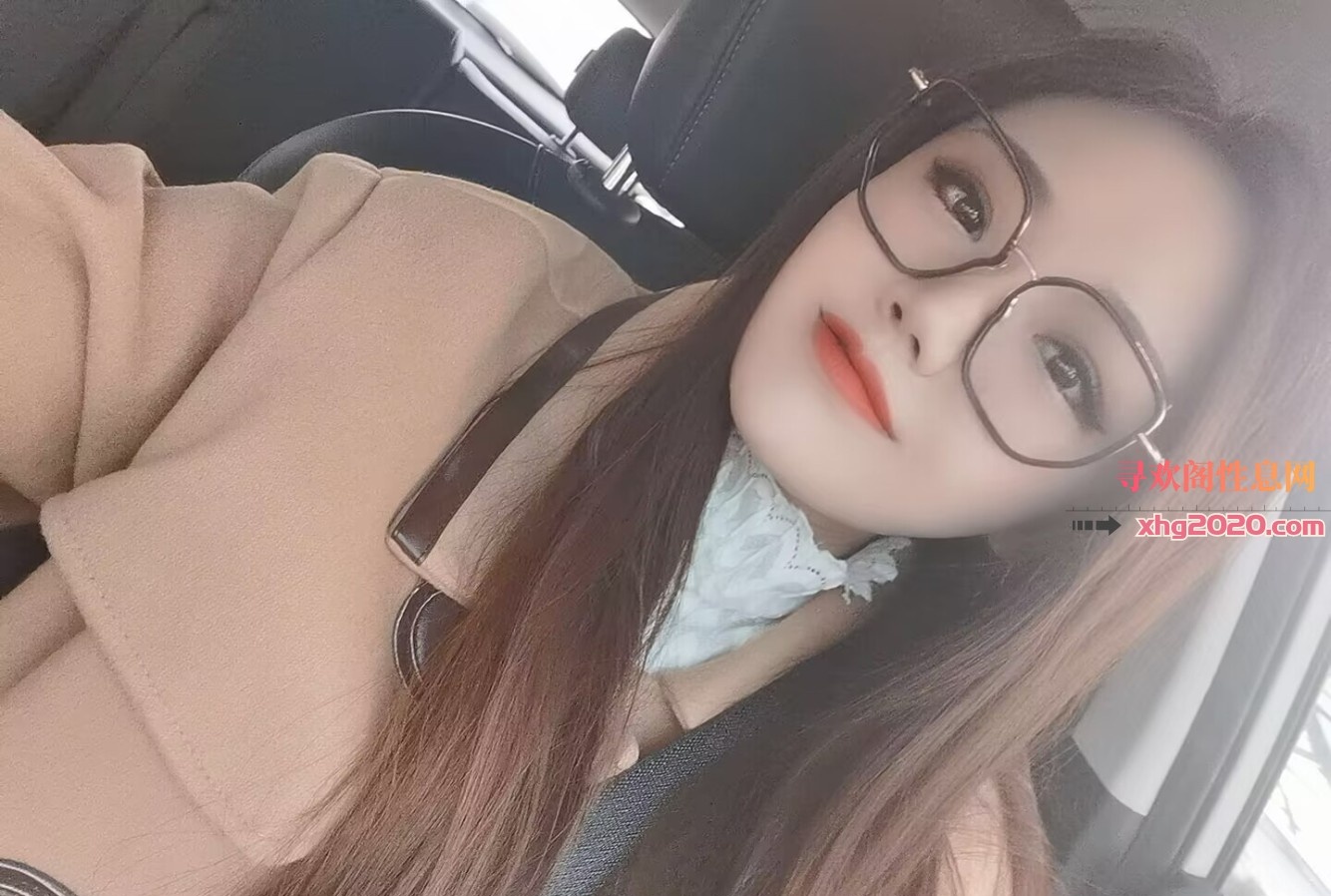 湖塘大胸少妇