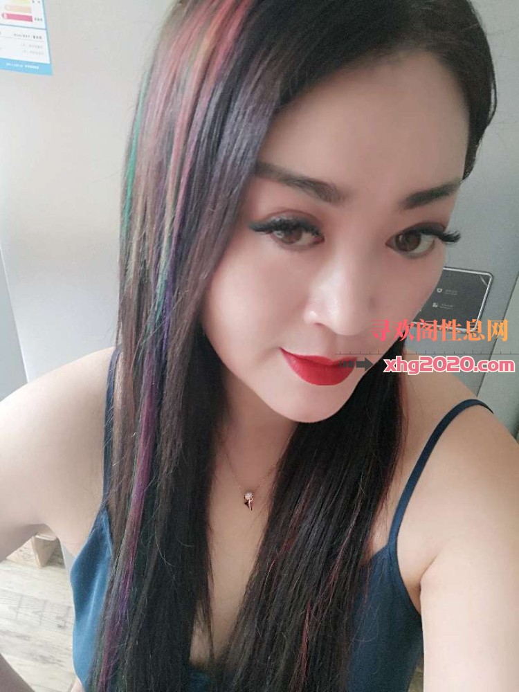 卖场附近的熟女