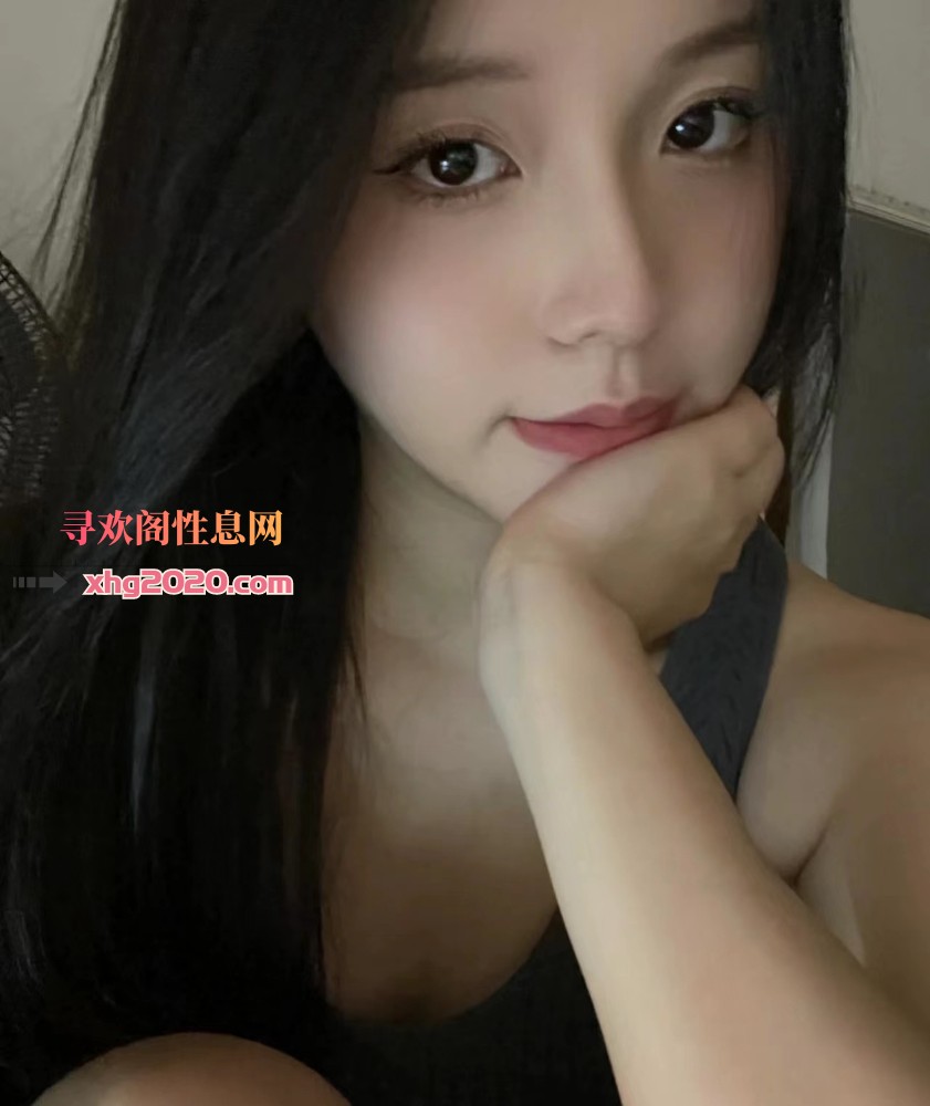 广州天河区黑丝小骚货