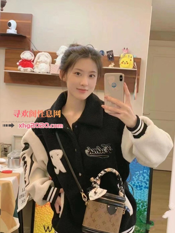 00后刚下海小妹