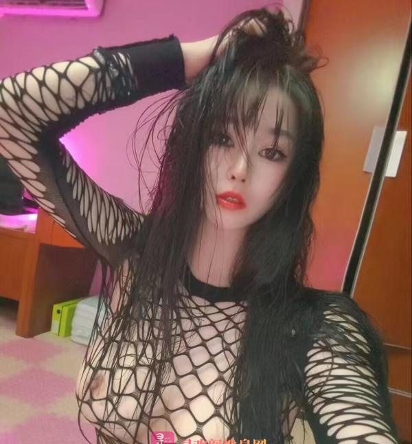 网装G乳妹