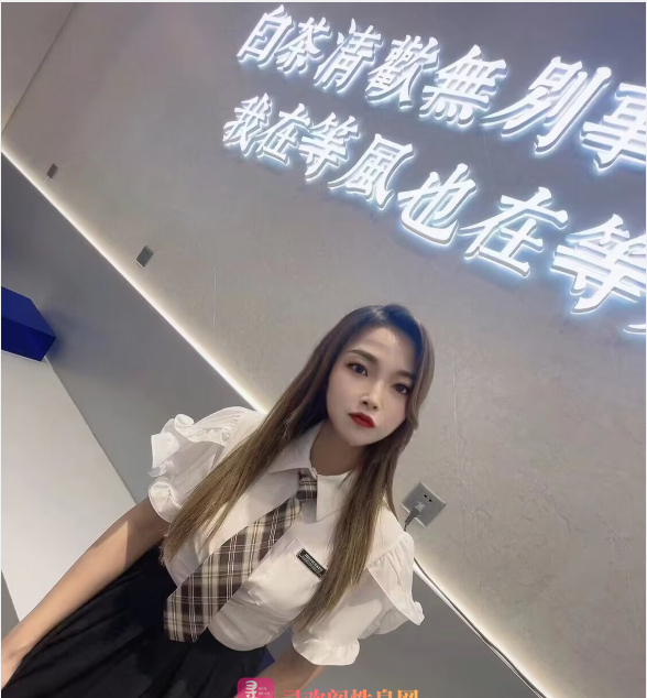 乳大风骚火辣妹