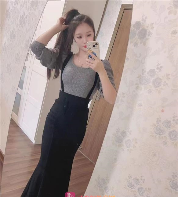 莞式性感美女莉亚