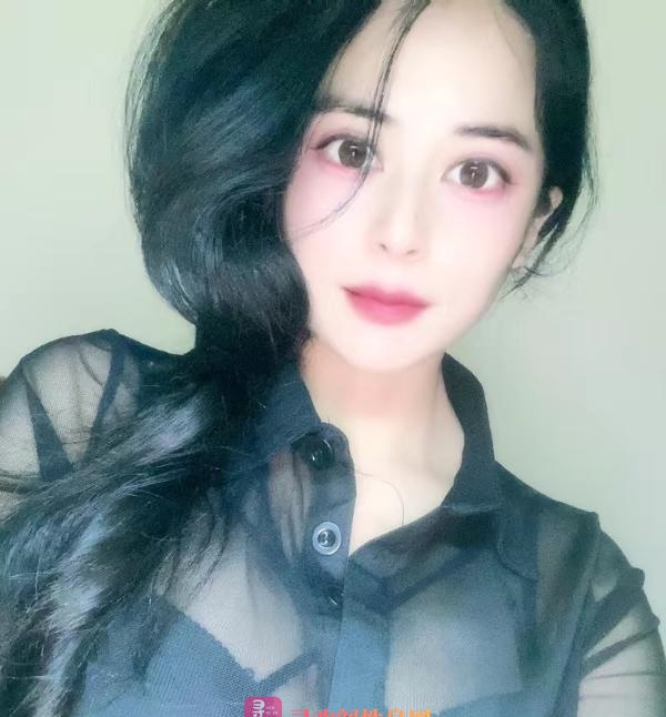 河东黑丝大奶少妇