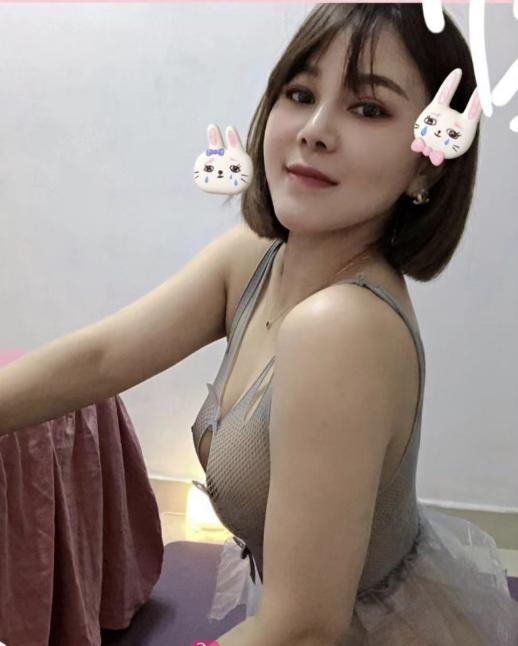 混血欲女小新新