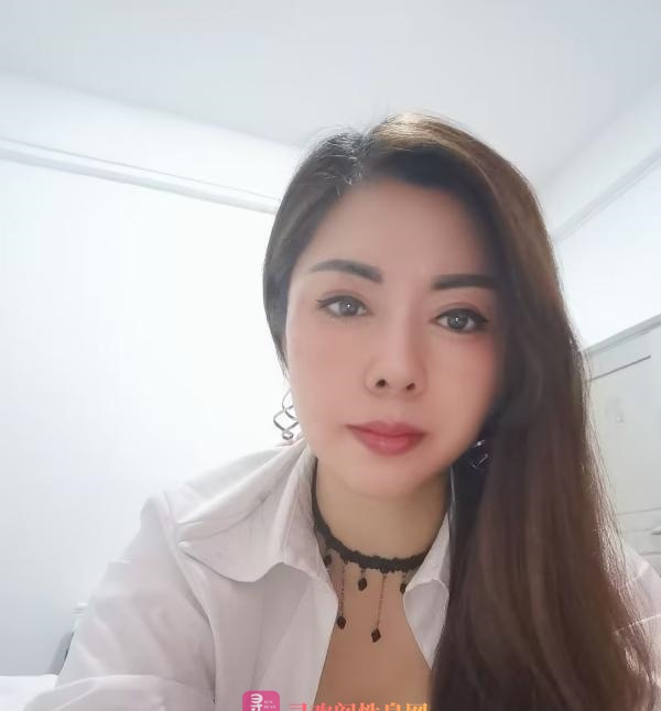 丹竹头少妇奶大