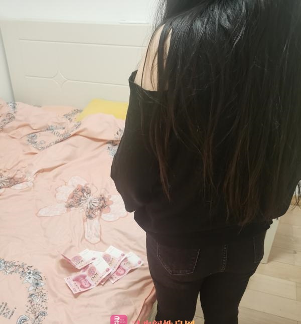 张家港丰满妹妹