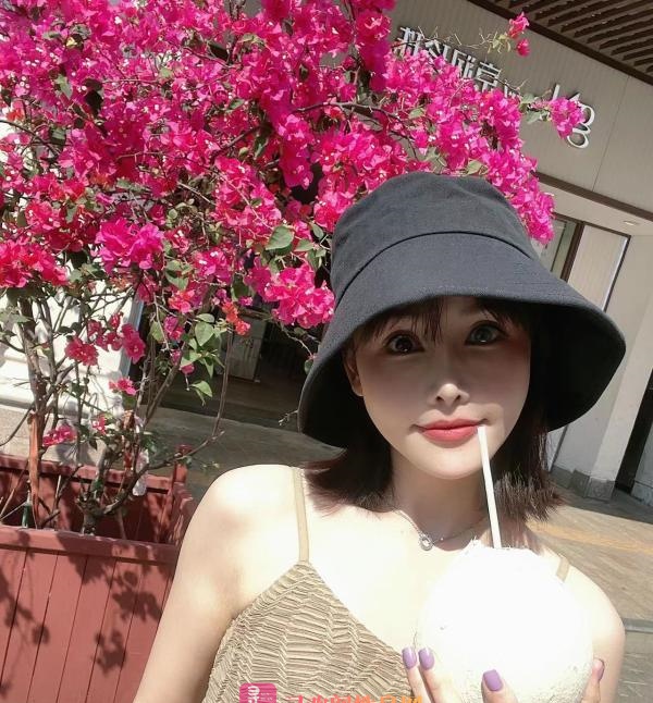 杭州大眼睛妹子