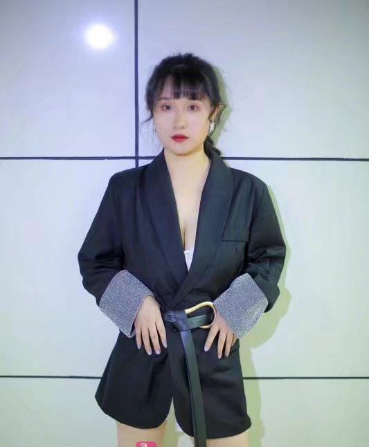 西安龙首原地铁口的
