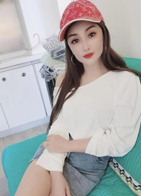 龙岗大屁股美娜