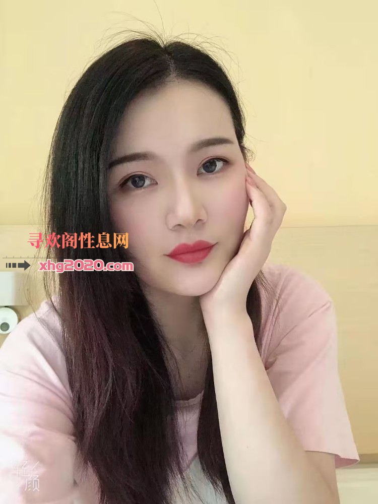 丝足芊芊