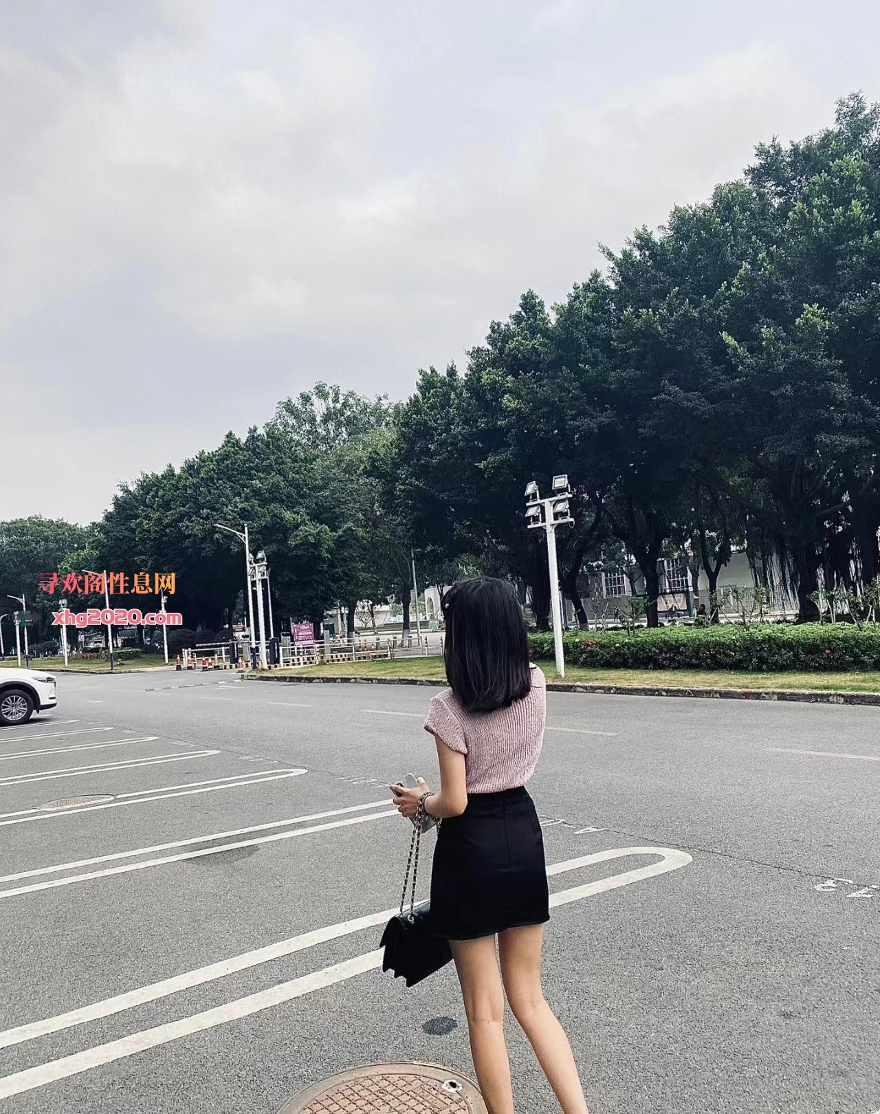 贵阳花果园大白腿妹子