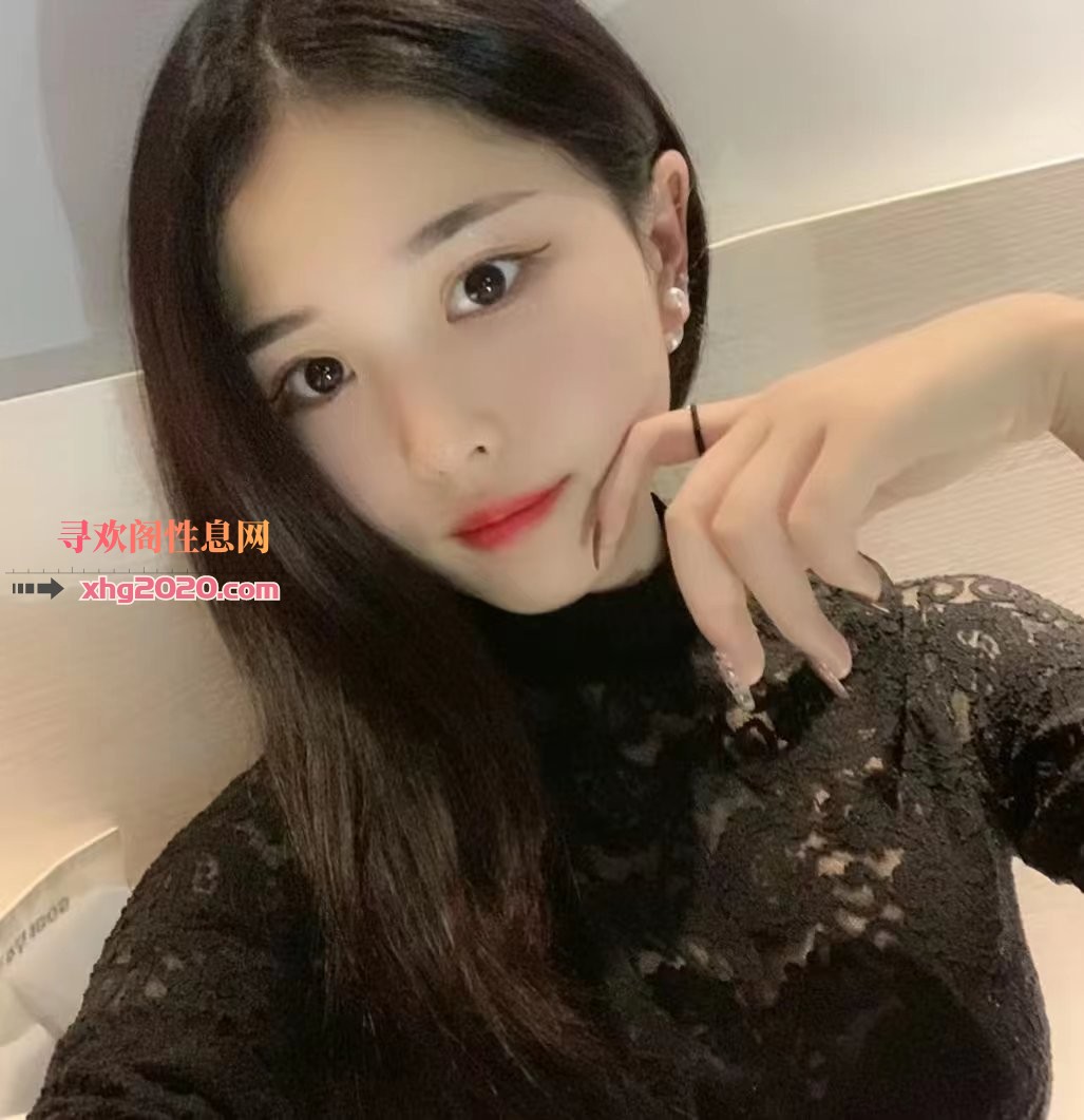 新都萱萱小姐姐