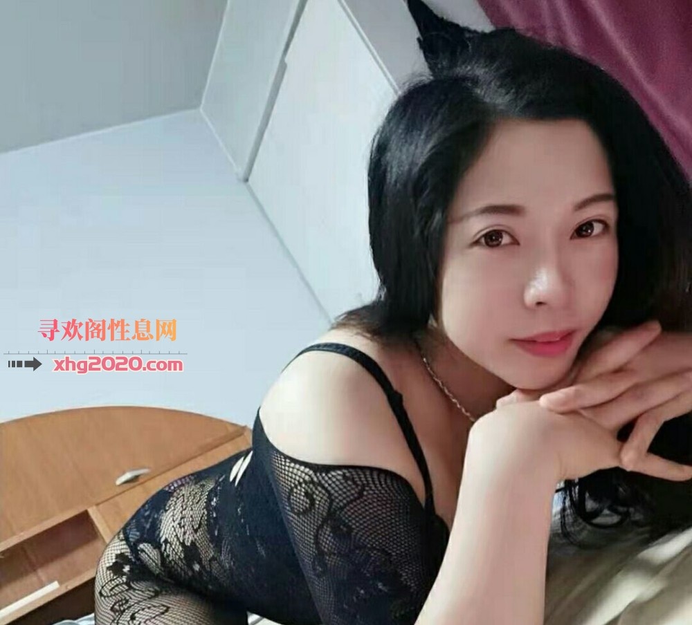宝安翘臀美少妇