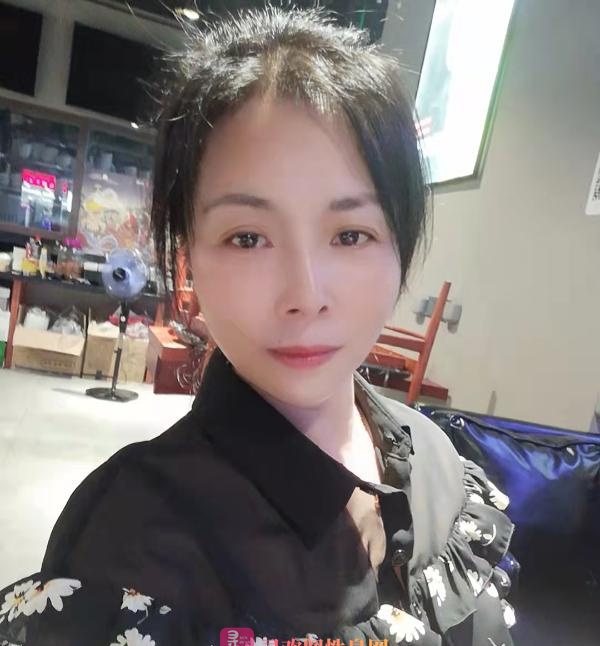 白云林琼
