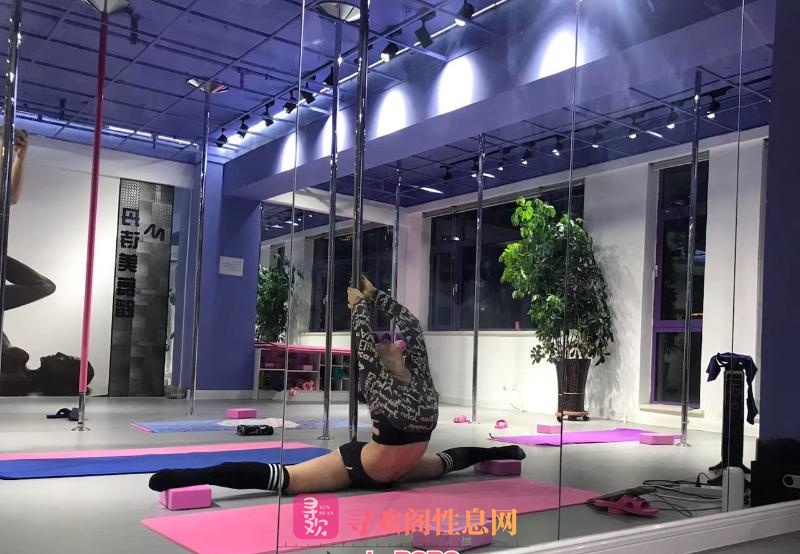 钢管舞老师啪啪