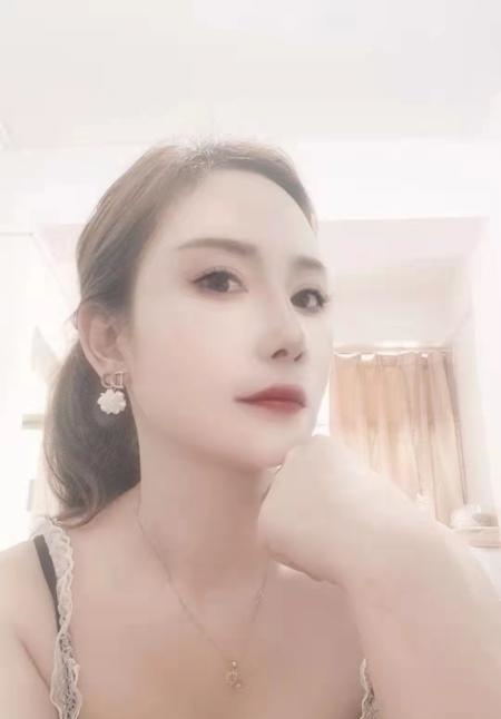 服务系骚师姐
