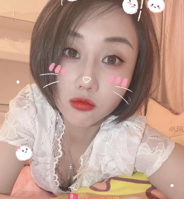 海珠甜美小姐姐乐儿