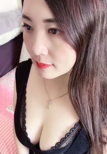 大奶少妇