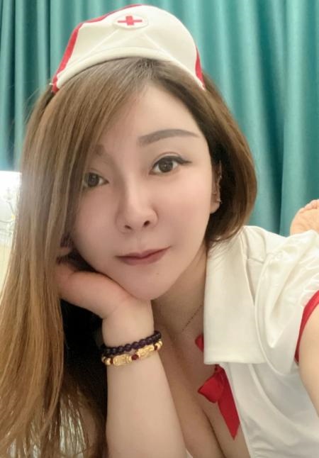 大奶熟妇体验