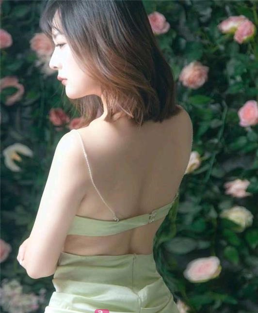 下沙短发熟女小慧慧