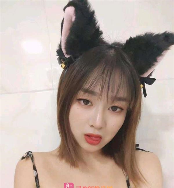下沙短发熟女小慧慧