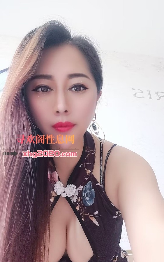 日照万达广场大奶少妇