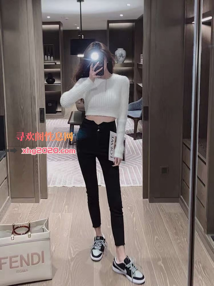 济宁性感丝袜小妹