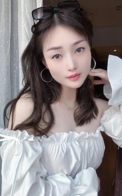 天河美腿姐姐雨琪