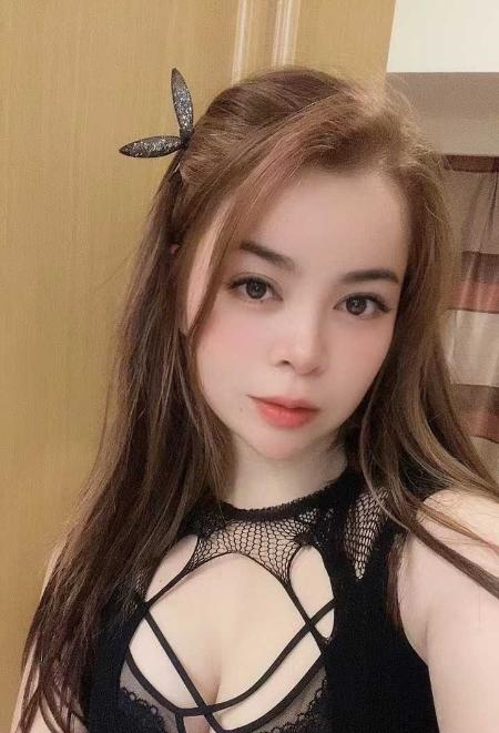 龙岗舌吻莹莹