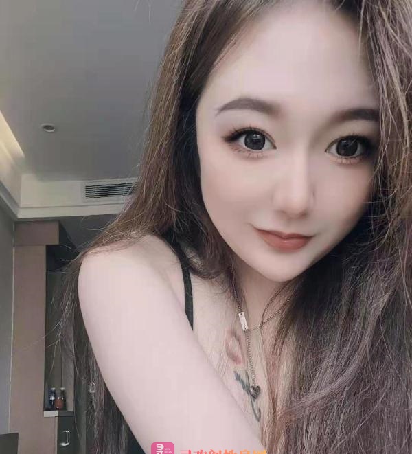风骚美乳小美子