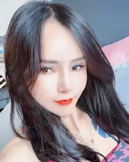 纹身御姐