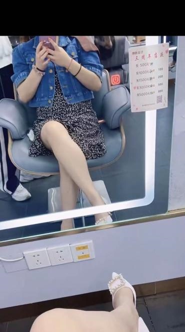 南翔小妮子