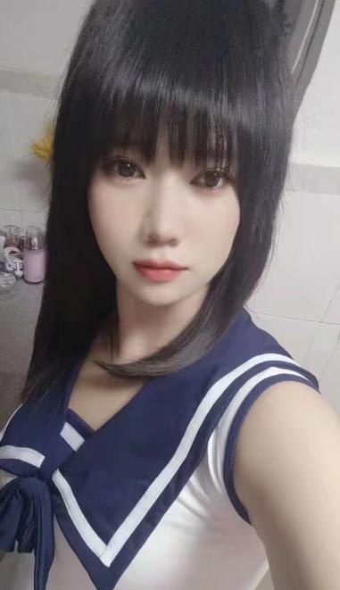 龙华大奶小雪