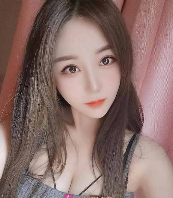 出击南山风骚美女