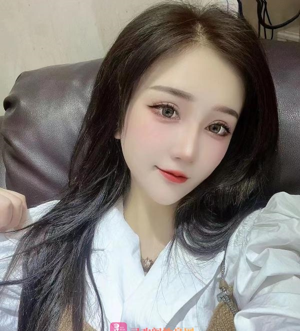 激战美少女小雪