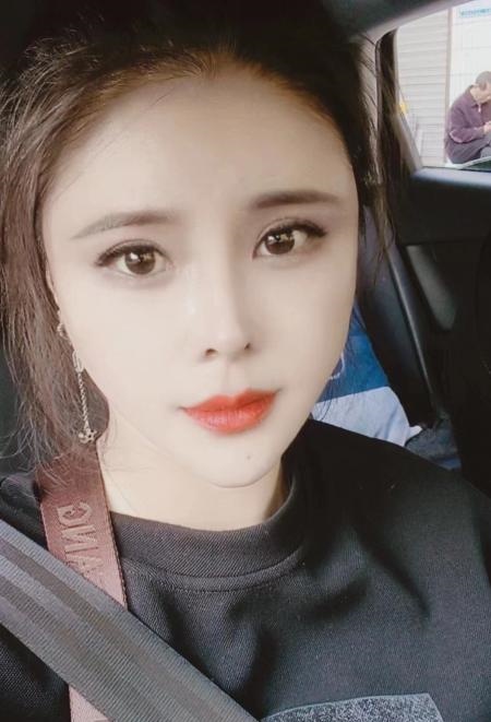 万国城大胸轻熟妇