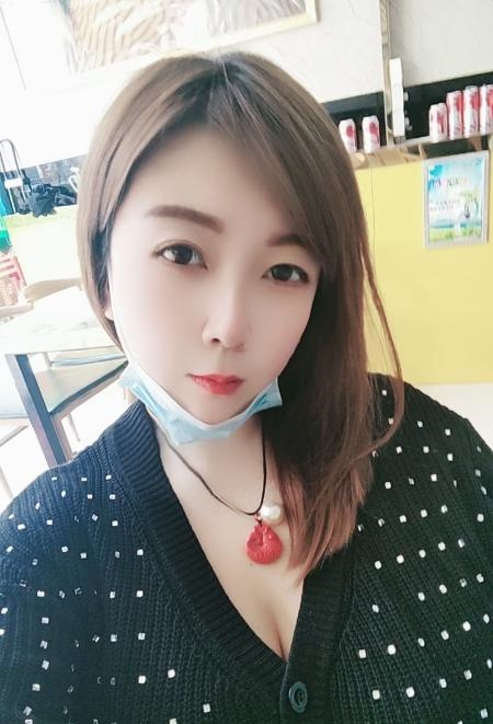 大胸少妇