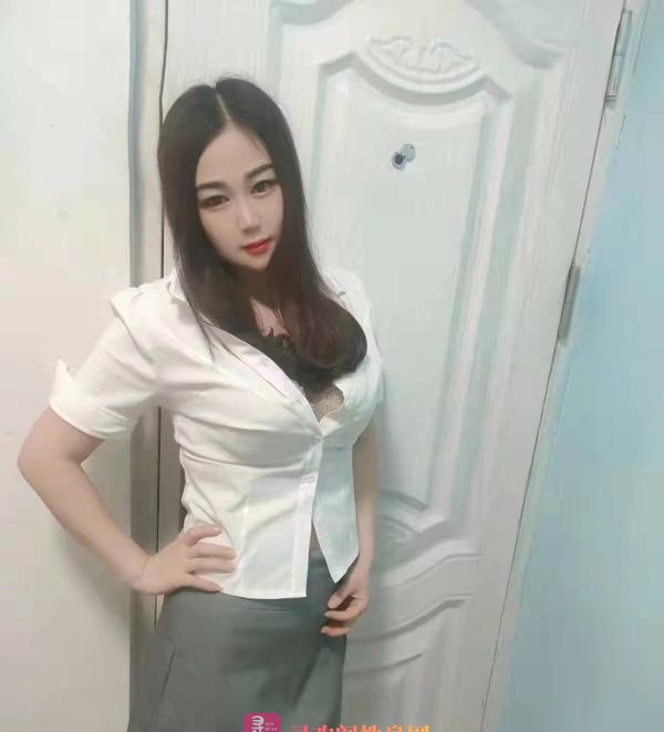 巨乳妹夕夕