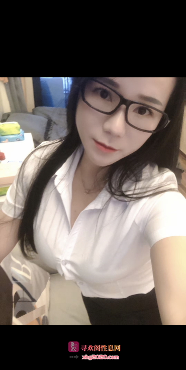 广事福物少妇
