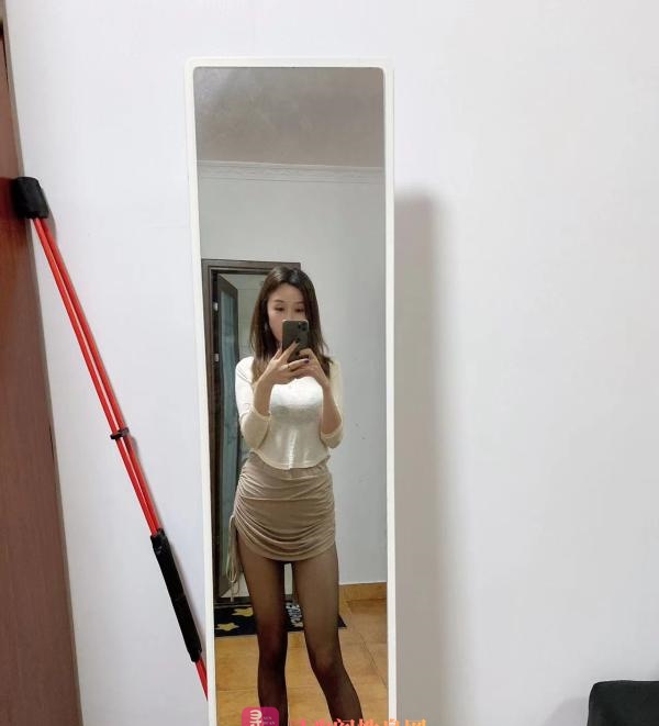 长腿制服骚婷婷